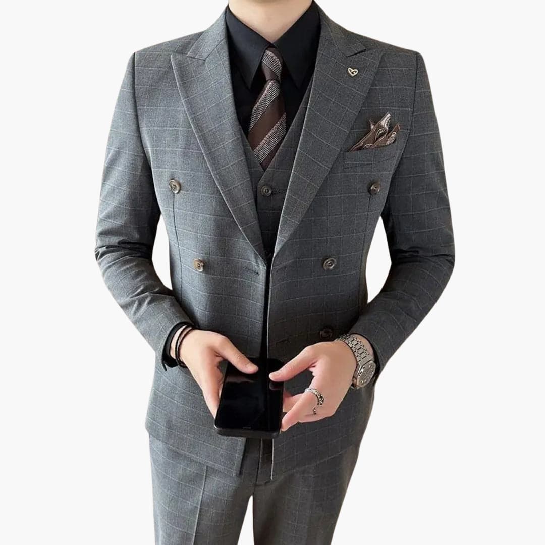 Costume pour homme trois pièces à motif à carreaux avec col à revers