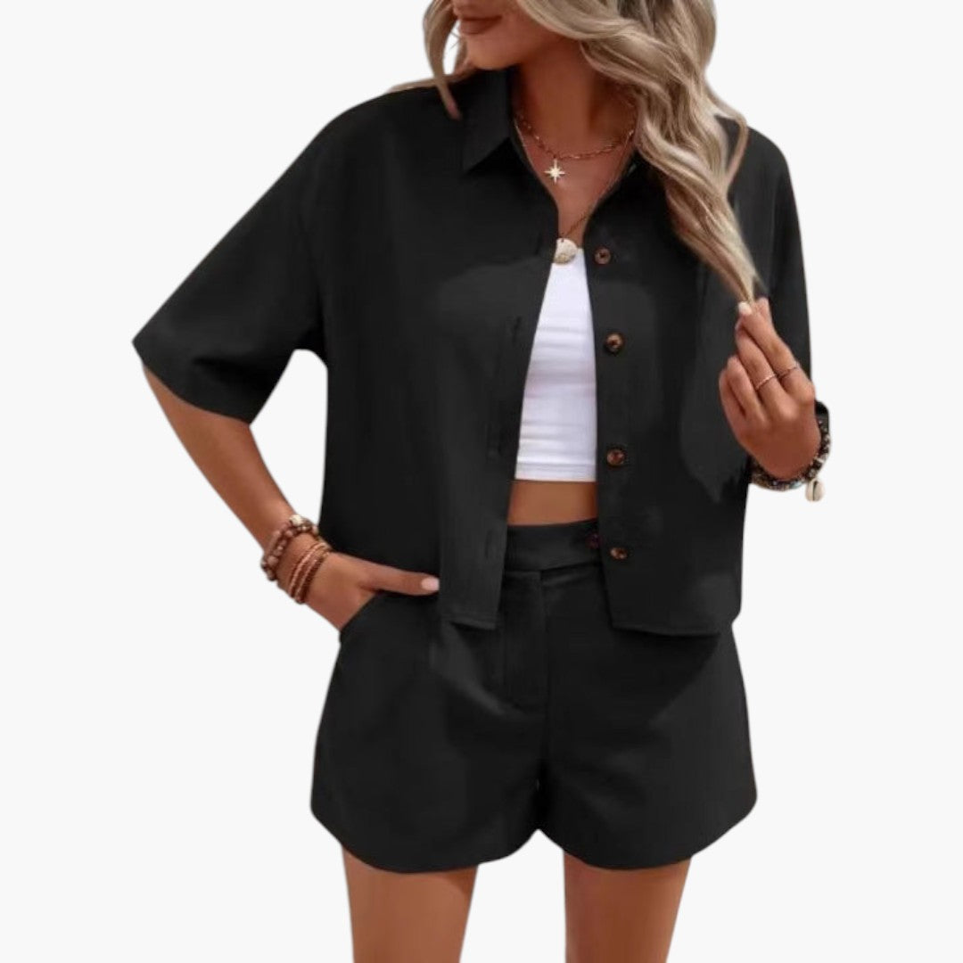 Completo Donna con Camicia a Maniche Corte e Pantaloncini