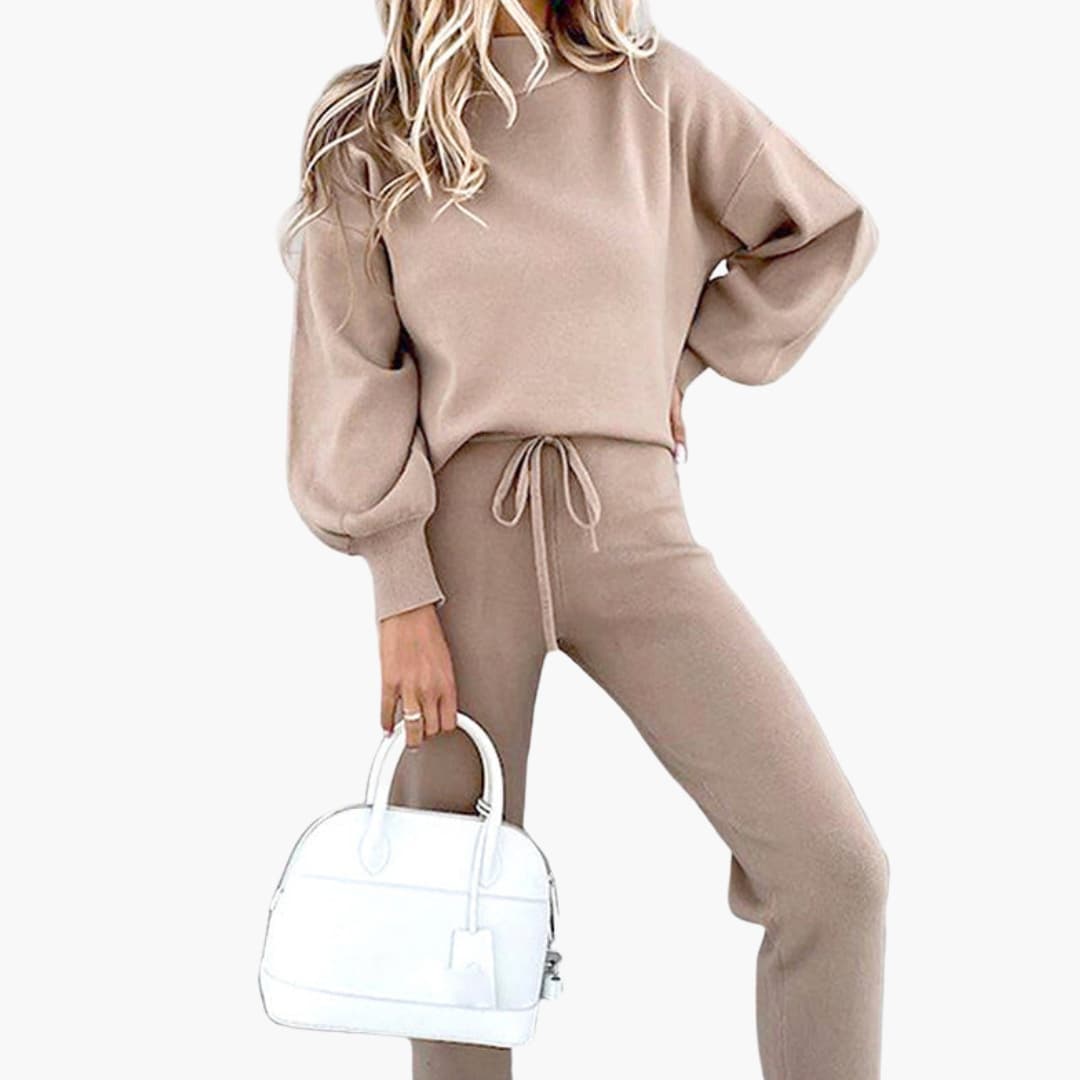 Loungewear sæt til kvinder med oversized trøje og joggingbukser med høj talje