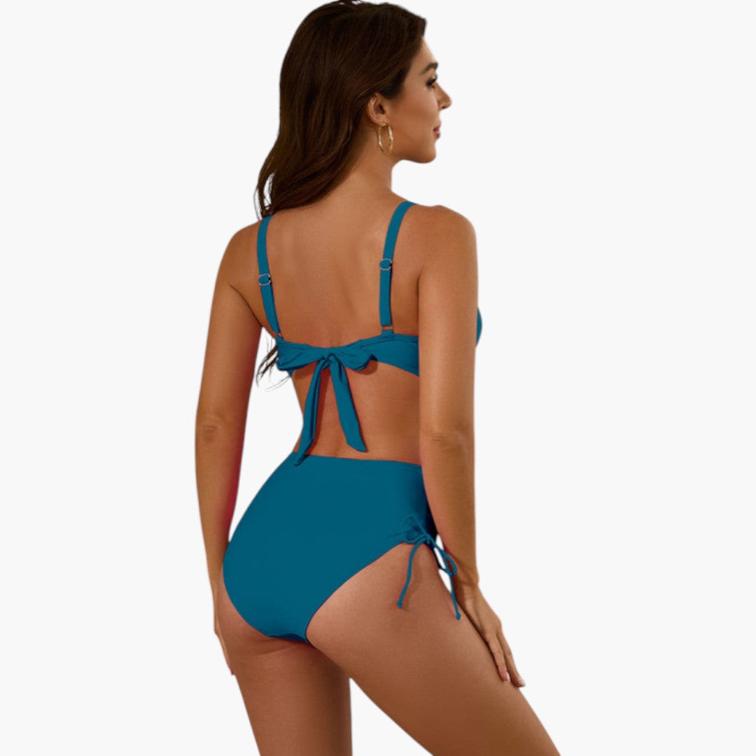 Completo bikini donna con top a spalline spaccato