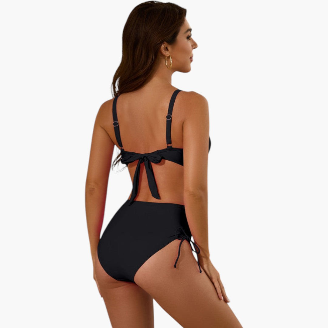Completo bikini donna con top a spalline spaccato