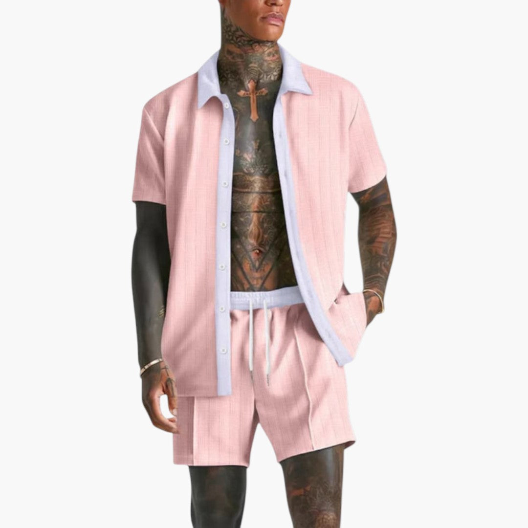 Men's summer outfit with short-sleeved shirt