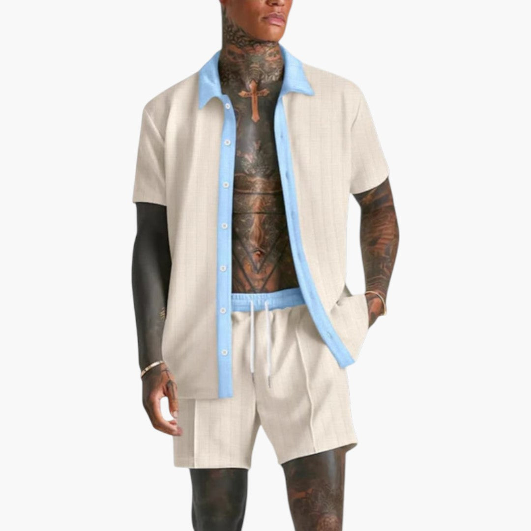 Men's summer outfit with short-sleeved shirt