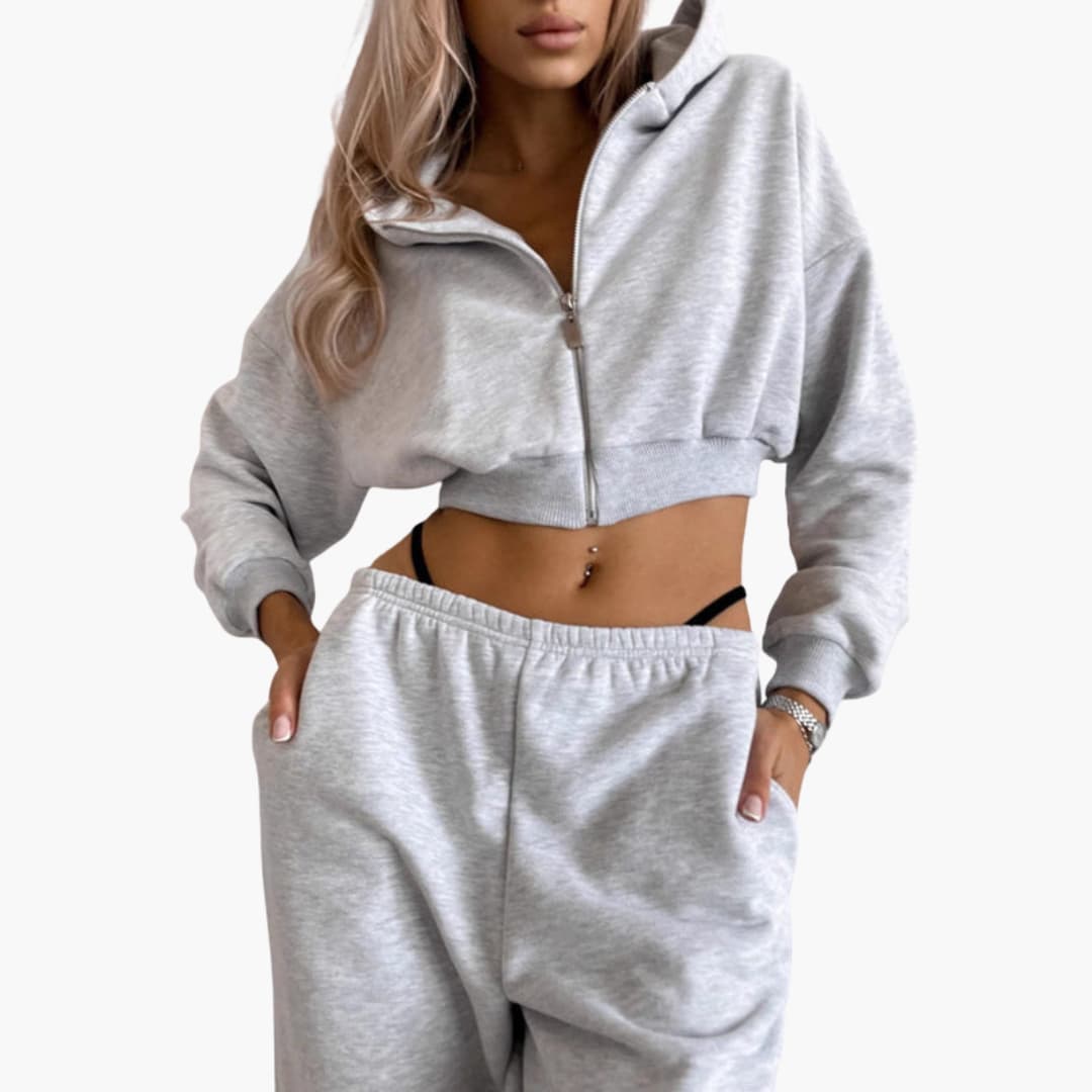 Women's sports set with cropped hoodie and elastic waist pants