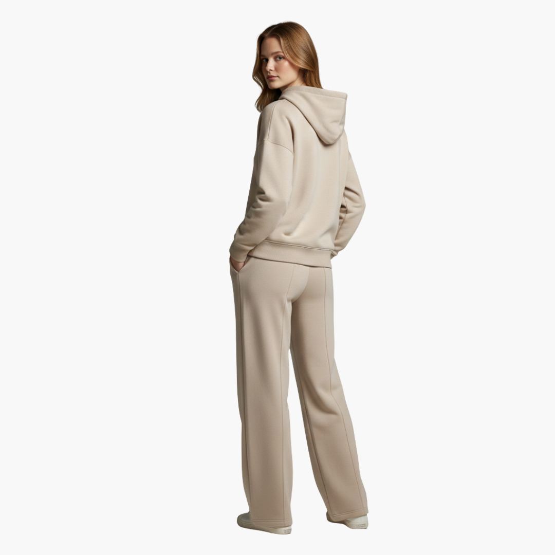 Ensemble deux pièces femme avec haut à capuche