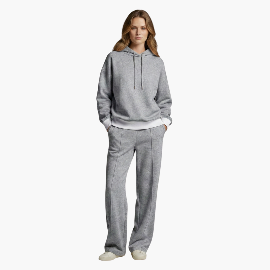 Ensemble deux pièces femme avec haut à capuche