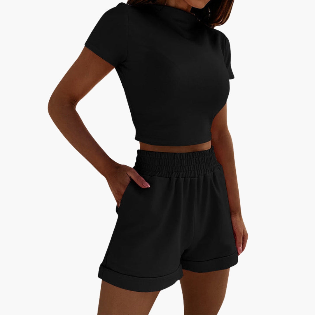 Completo due pezzi donna con top corto a maniche corte