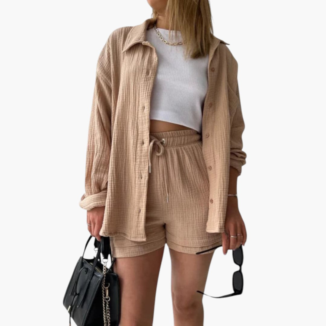 Completo due pezzi donna con camicia a bottoni