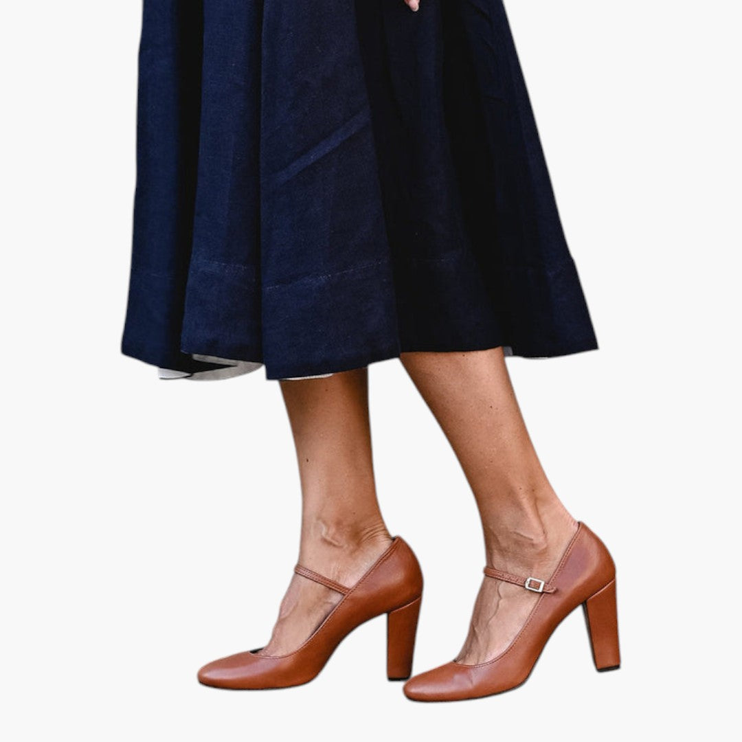 Women's Sandals with Buckle Strap and Low Heel