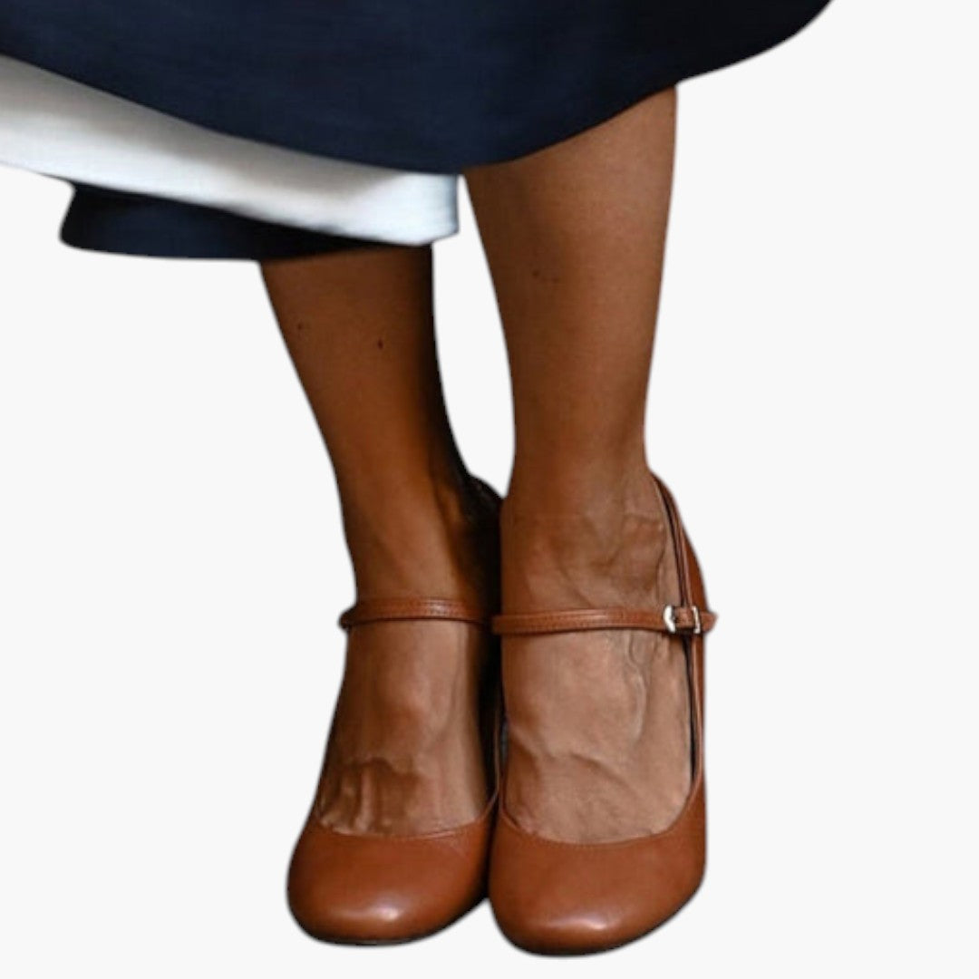 Women's Sandals with Buckle Strap and Low Heel
