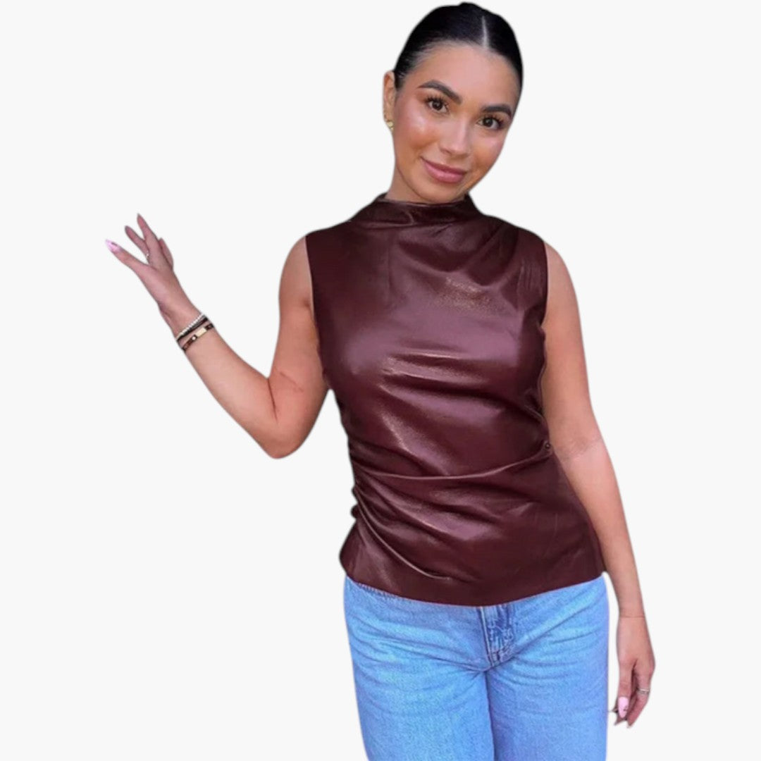 Top donna senza maniche con collo alto e taglio aderente