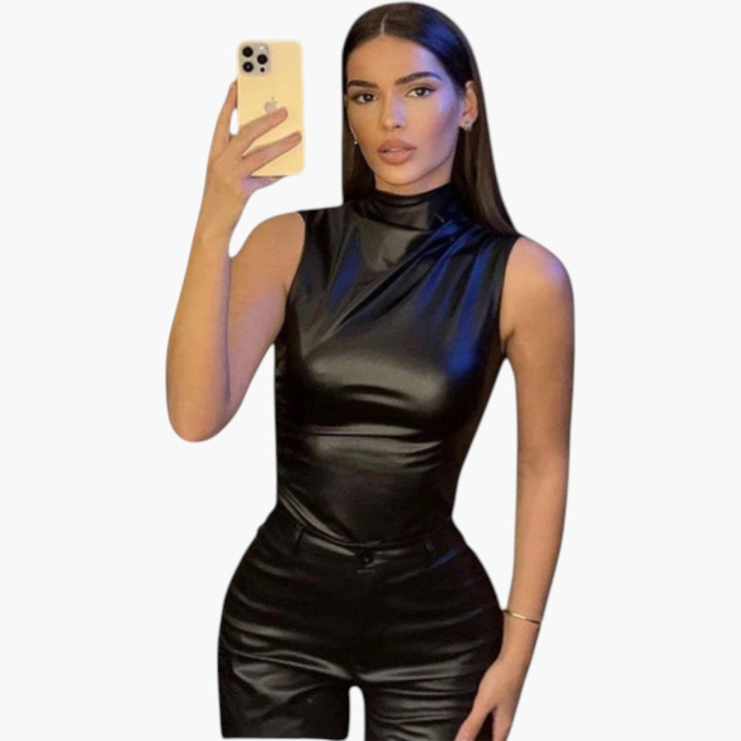 Top donna senza maniche con collo alto e taglio aderente