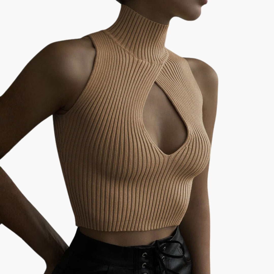 Top corto donna con collo alto e taglio frontale