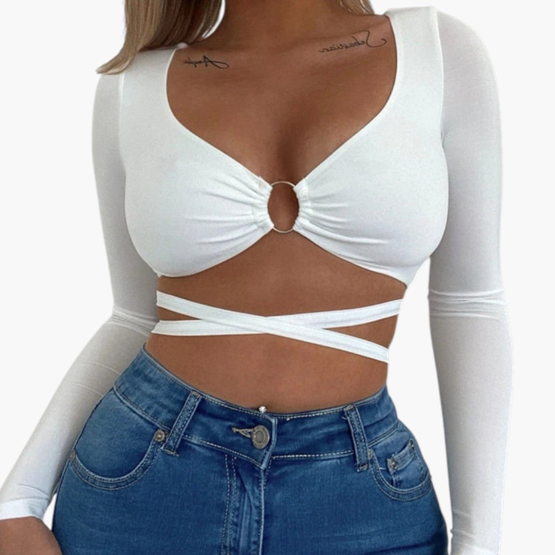 Women's cropped top with ring detail and long sleeves