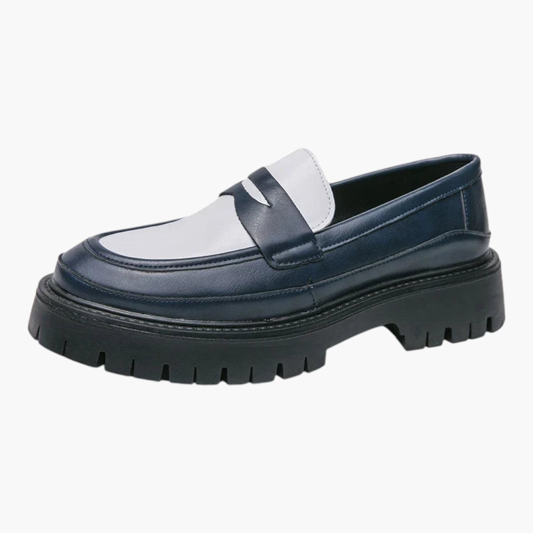Mocassins de Homem em Pele com Sola Plataforma e Superfície Lisa