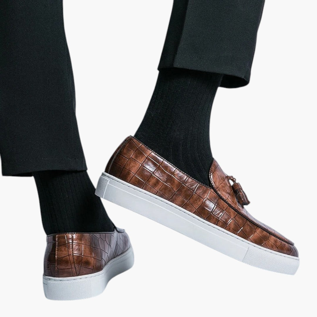 Homme Mocassins en cuir avec design sans lacets et semelle texturée