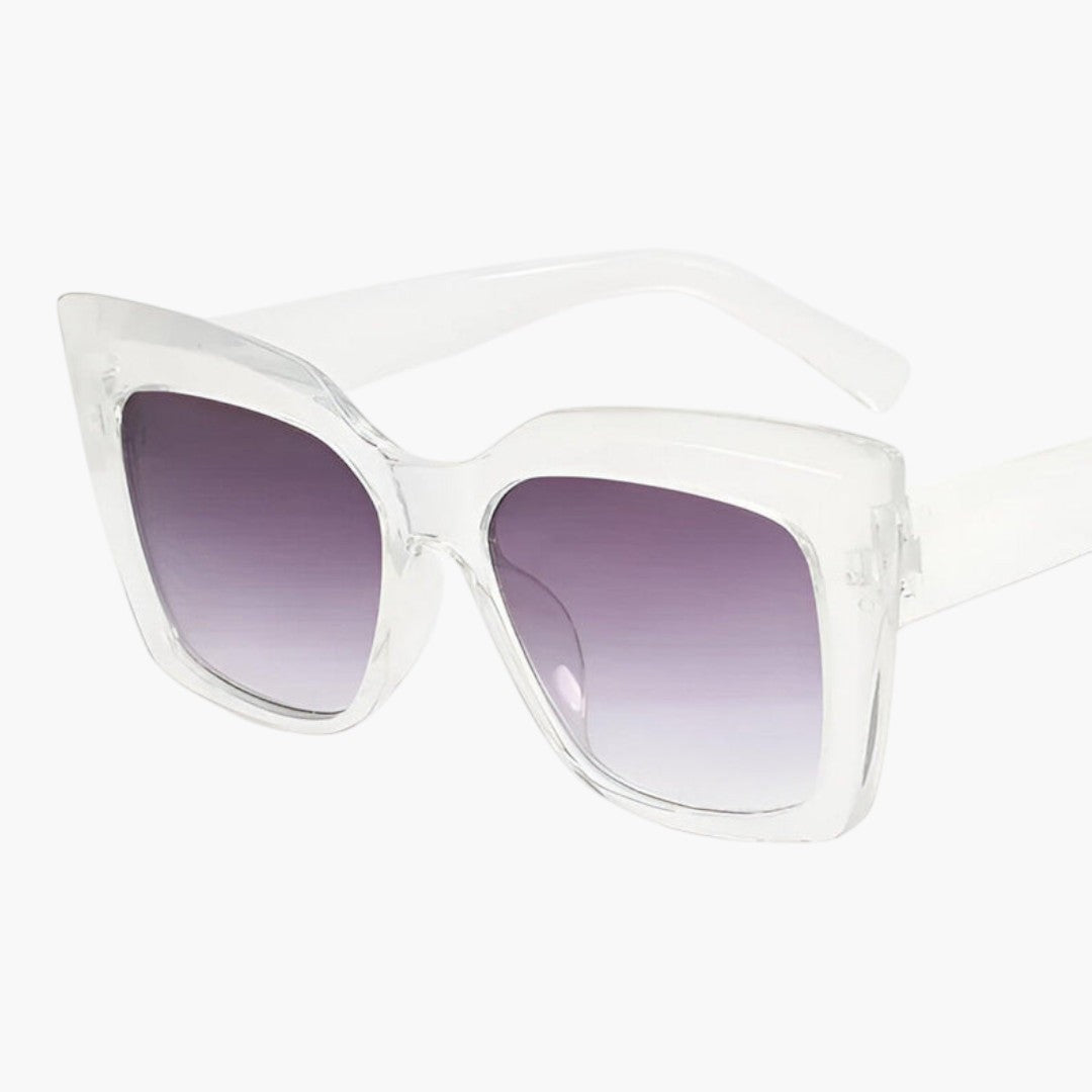 Lunettes de soleil femmes avec forme cat-eye et verres dégradés