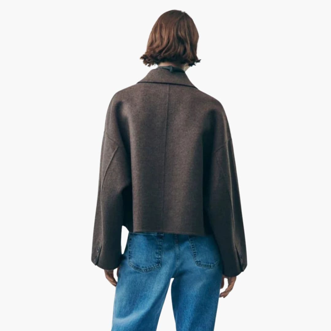 Cappotto donna con bottoni e colletto a camicia