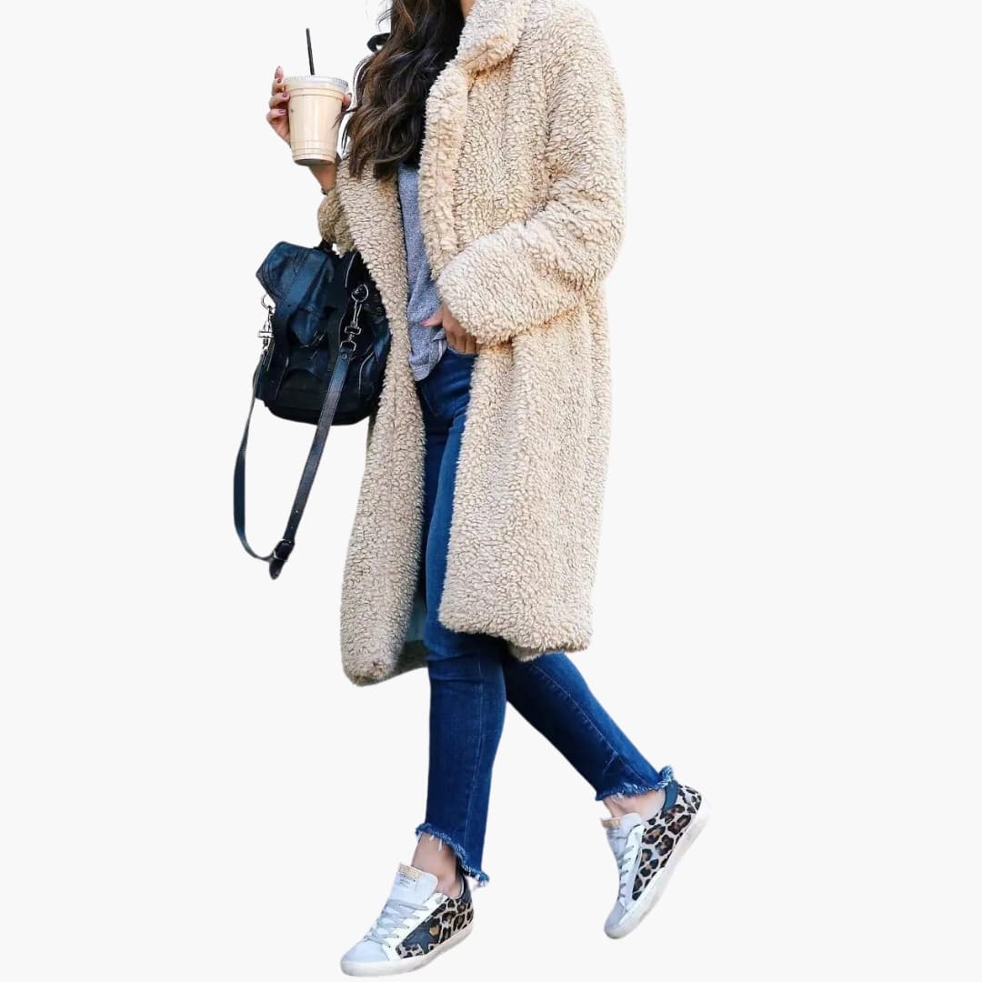 Cappotto lungo donna con collo a risvolto e superficie pelucheggianti