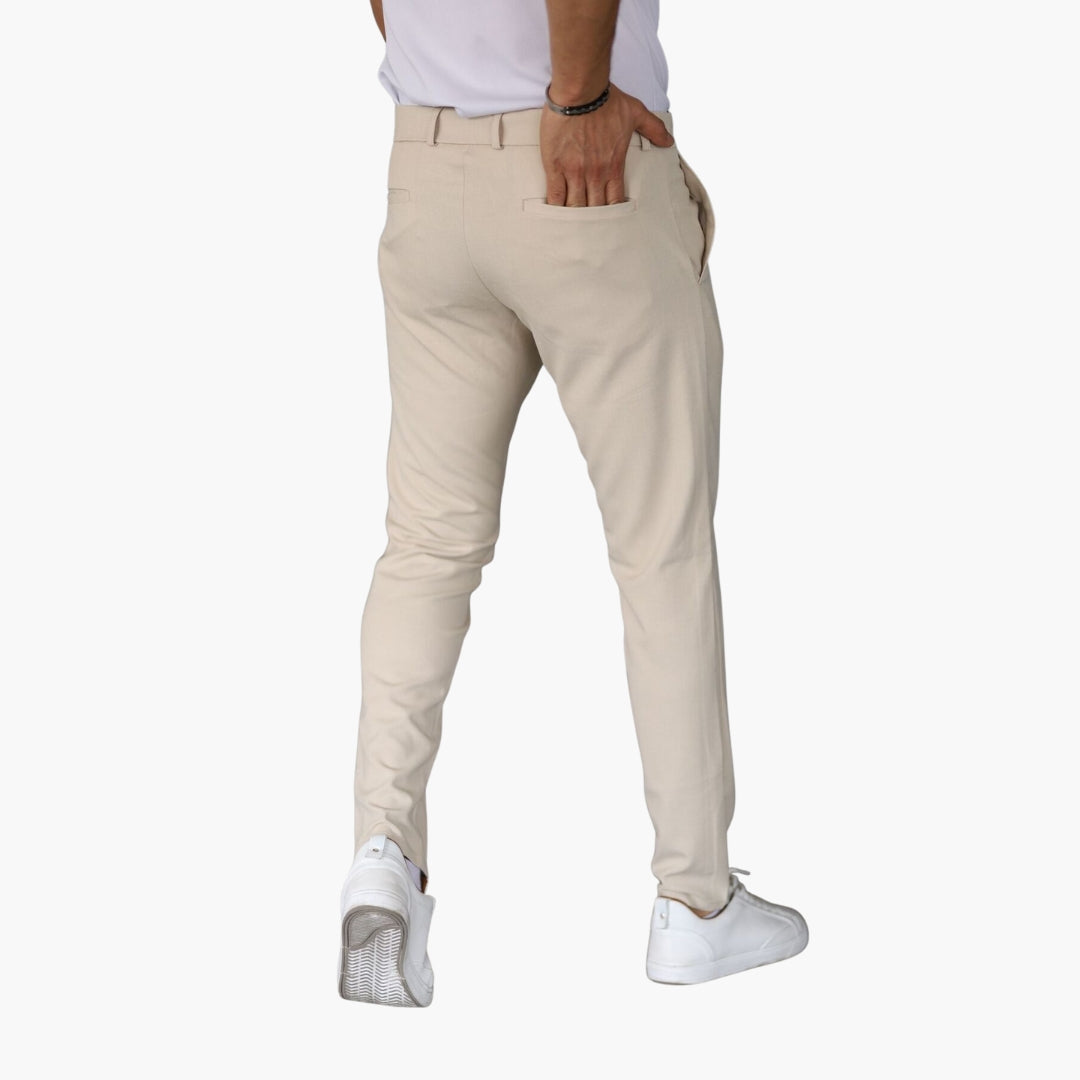 Pantalon chino homme coupe ajustée avec poches latérales