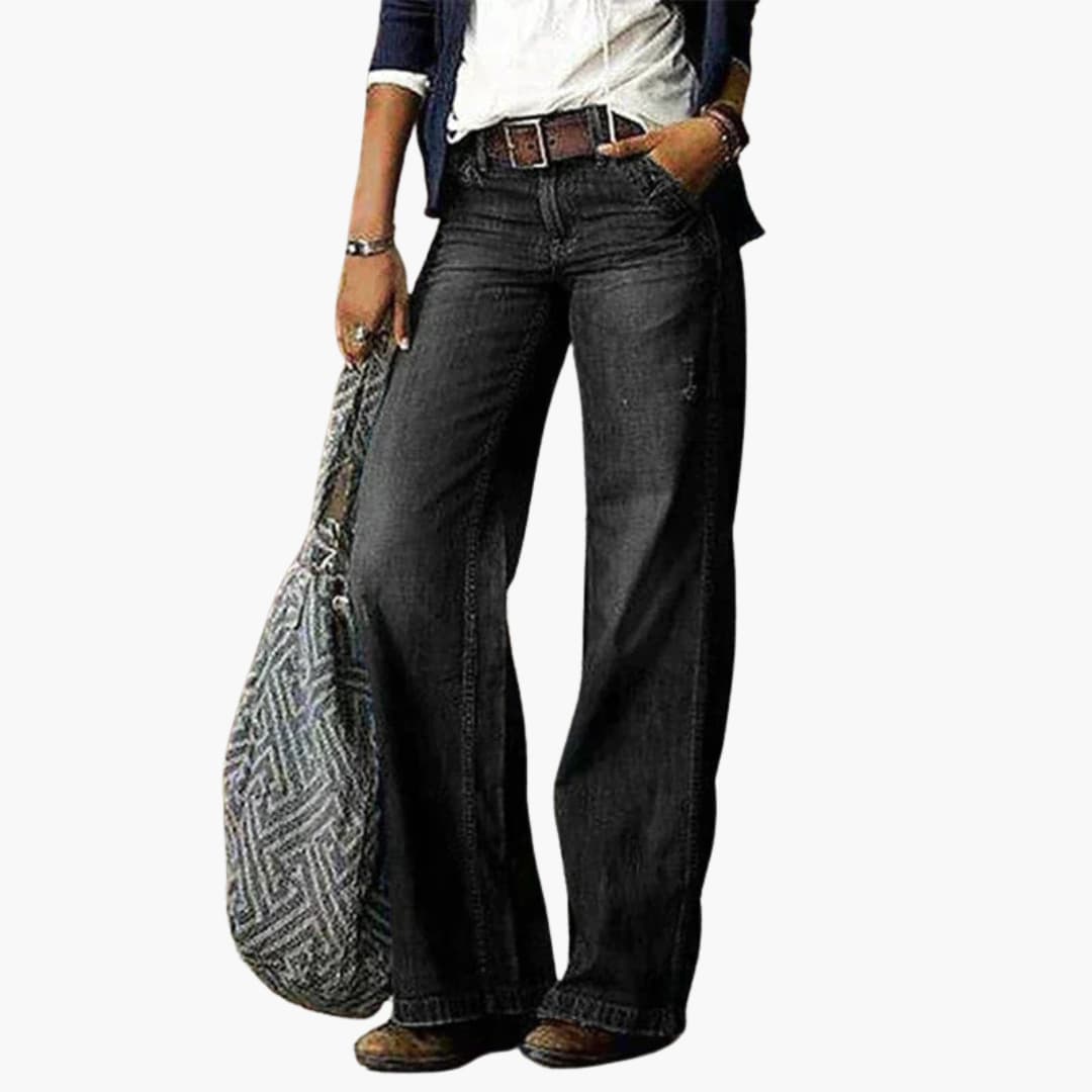 Striped pants for women with a fluid cut and pleated front