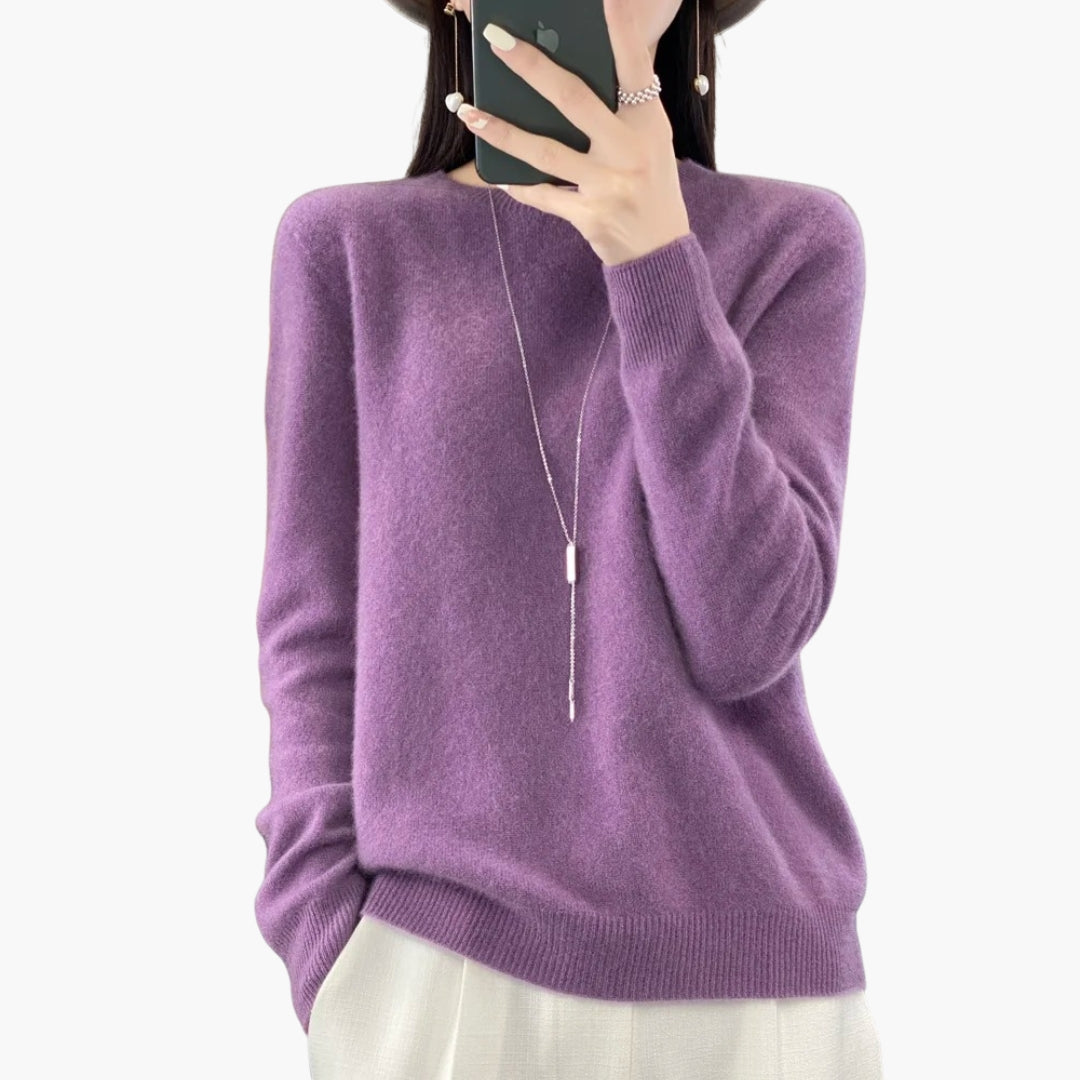 Women's Knit Pullover with Round Neck and Ribbed Cuffs