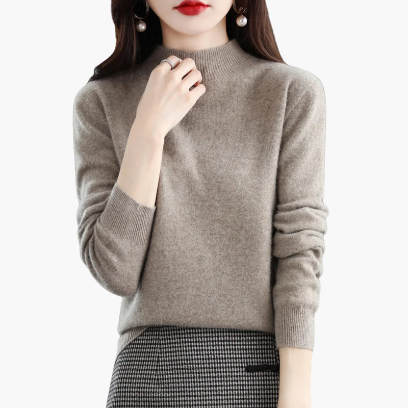 Long-sleeve turtleneck sweater for women