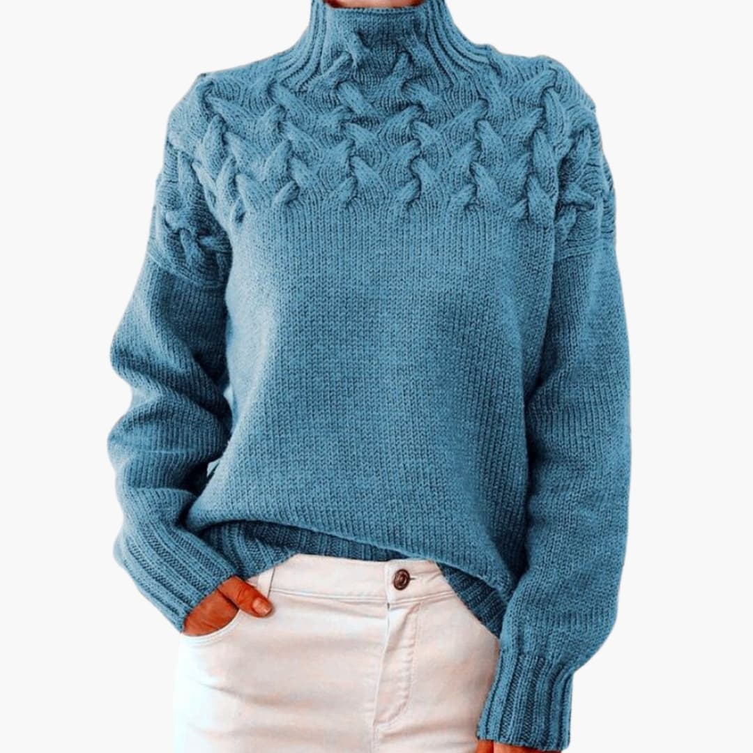Pull femme à col montant avec torsades tricotées