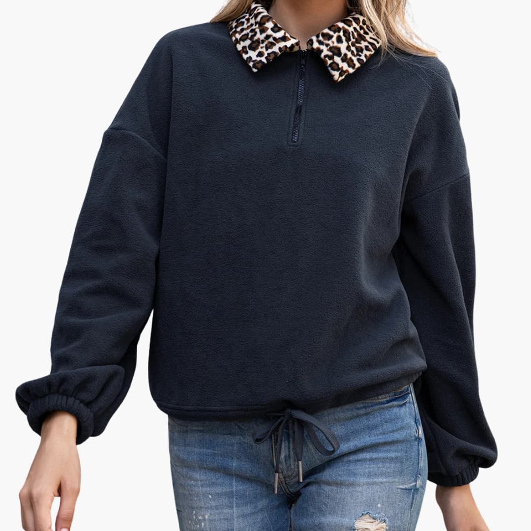 Pull polar para mulher com gola estampada de leopardo