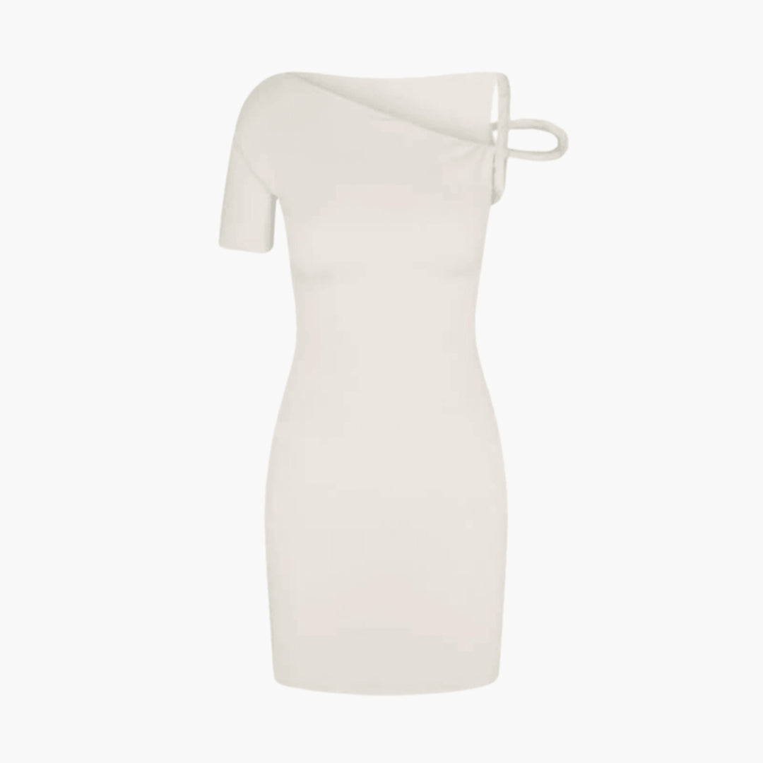 Vestido curto feminino assimétrico de um ombro com alça