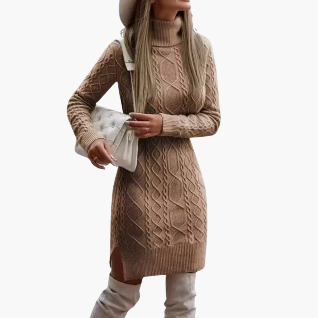Robe femme avec col roulé et motif en torsades