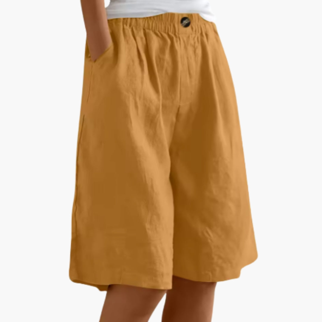 Short feminino com bolsos laterais e cintura elástica