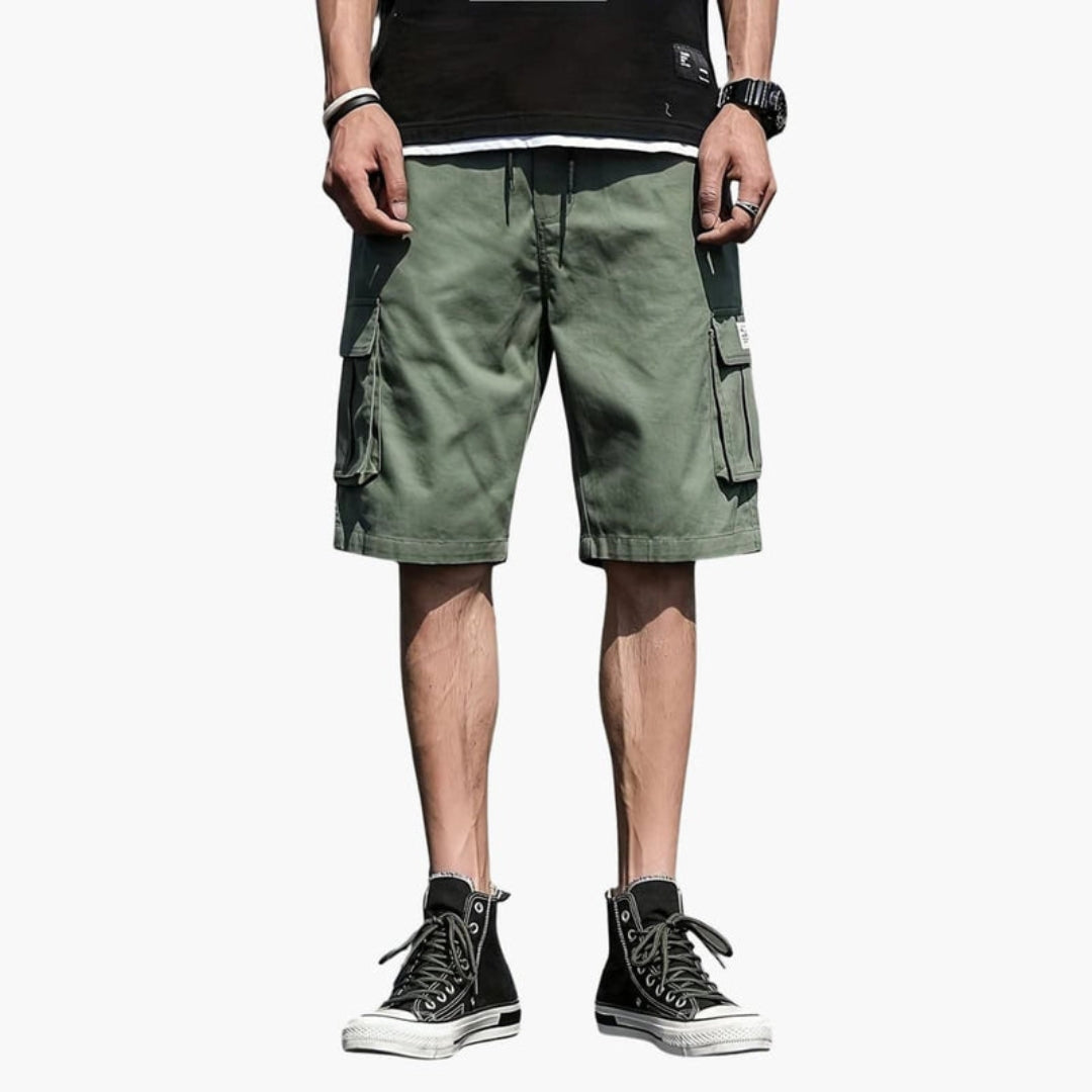 Short cargo homme avec poches à rabat