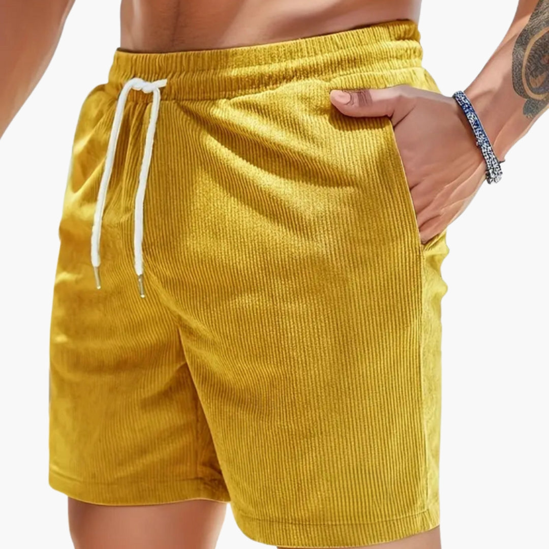 Short homme avec cordon de serrage et poches latérales