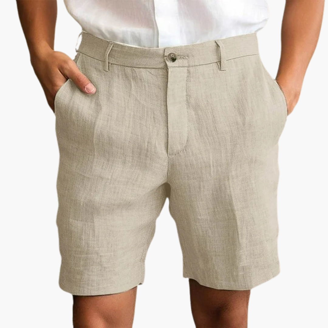 Short homme avec fermeture bouton et ourlet retroussé