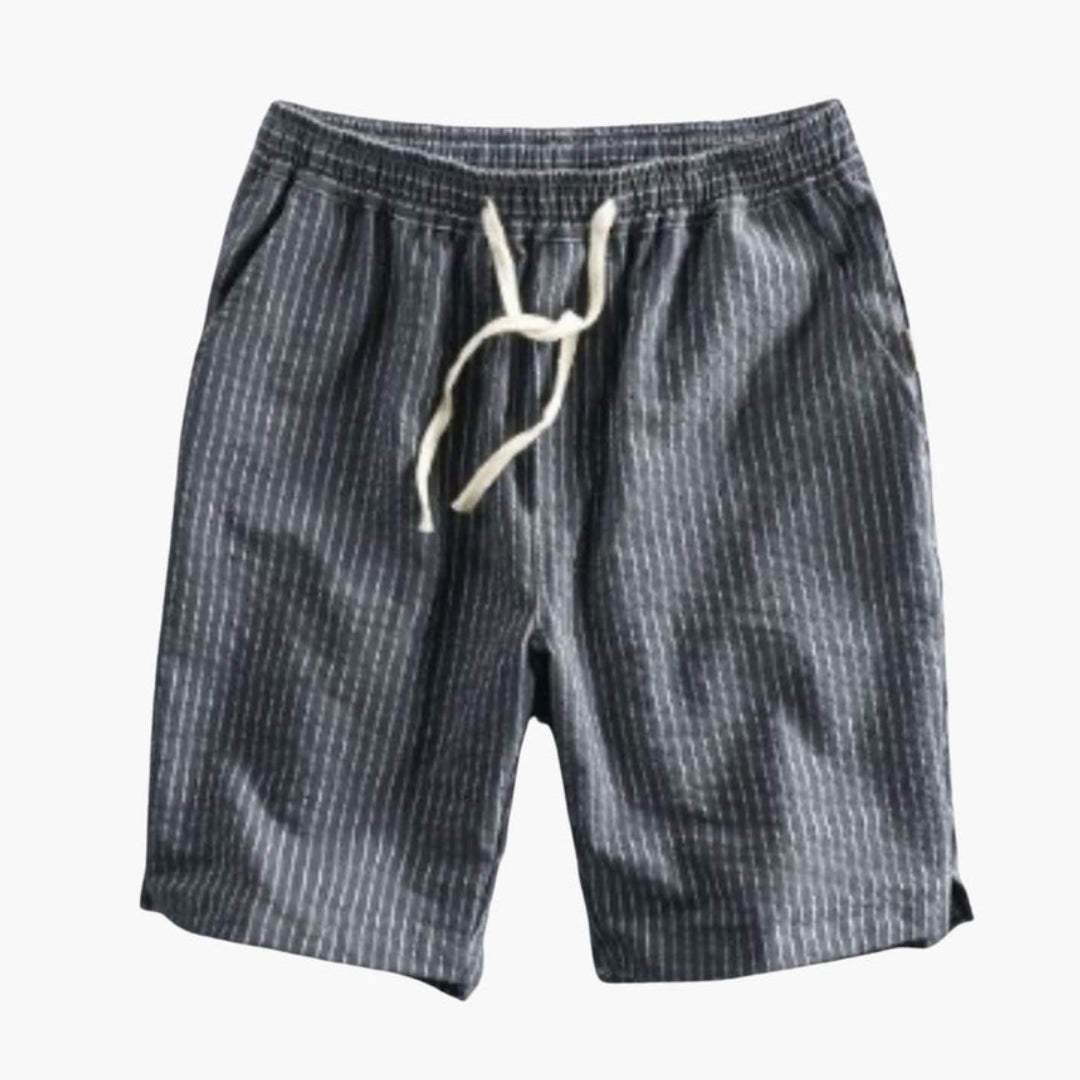Short homme avec taille élastique et motif rayé