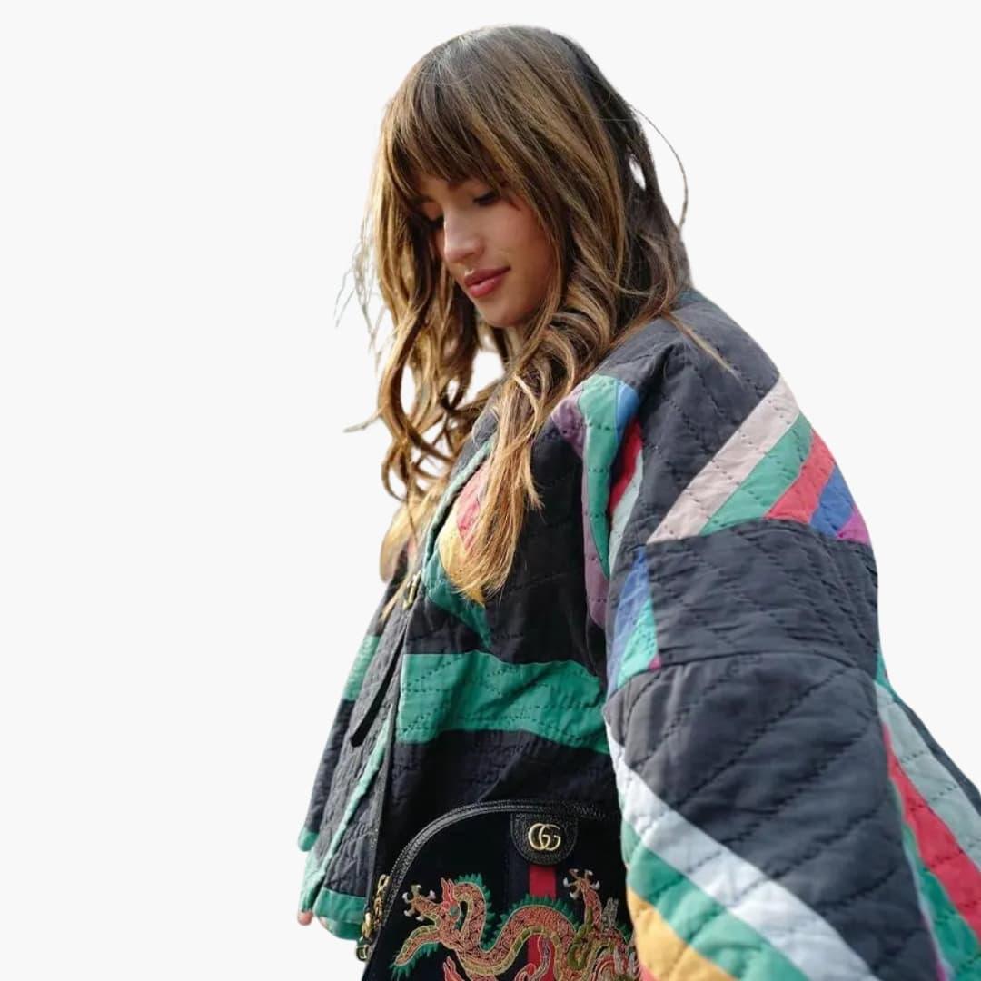 Veste matelassée pour femme avec motif patchwork et ouverture sur le devant